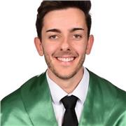 Maestro de Educación Primaria recién graduado se ofrece a dar clases particulares de todas las materias que se necesite, inglés, matemáticas